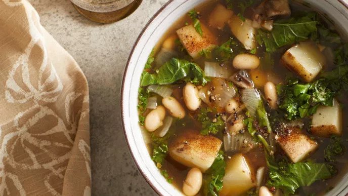 Vegan Minestrone Soup With Potatoes And Kale