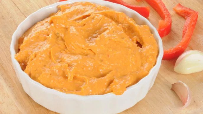 Roasted Red Pepper Tapenade Hummus