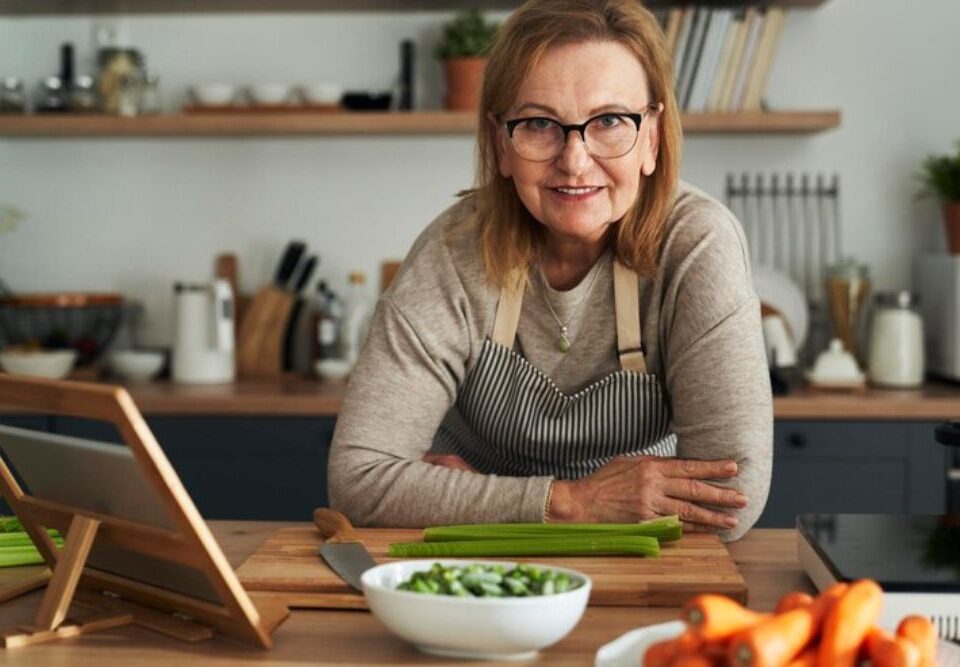The Vegan Woman's Blueprint for Healthy Eating